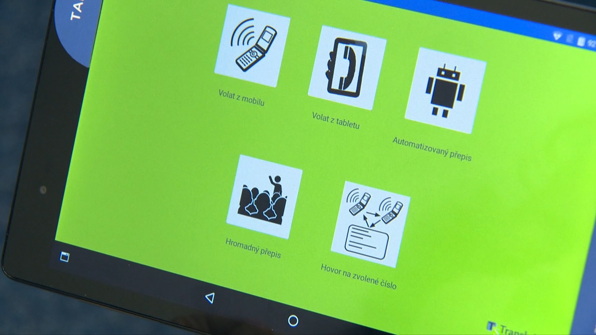 Aplikace eScribeDroid zobrazující přepis řeči na tabletu